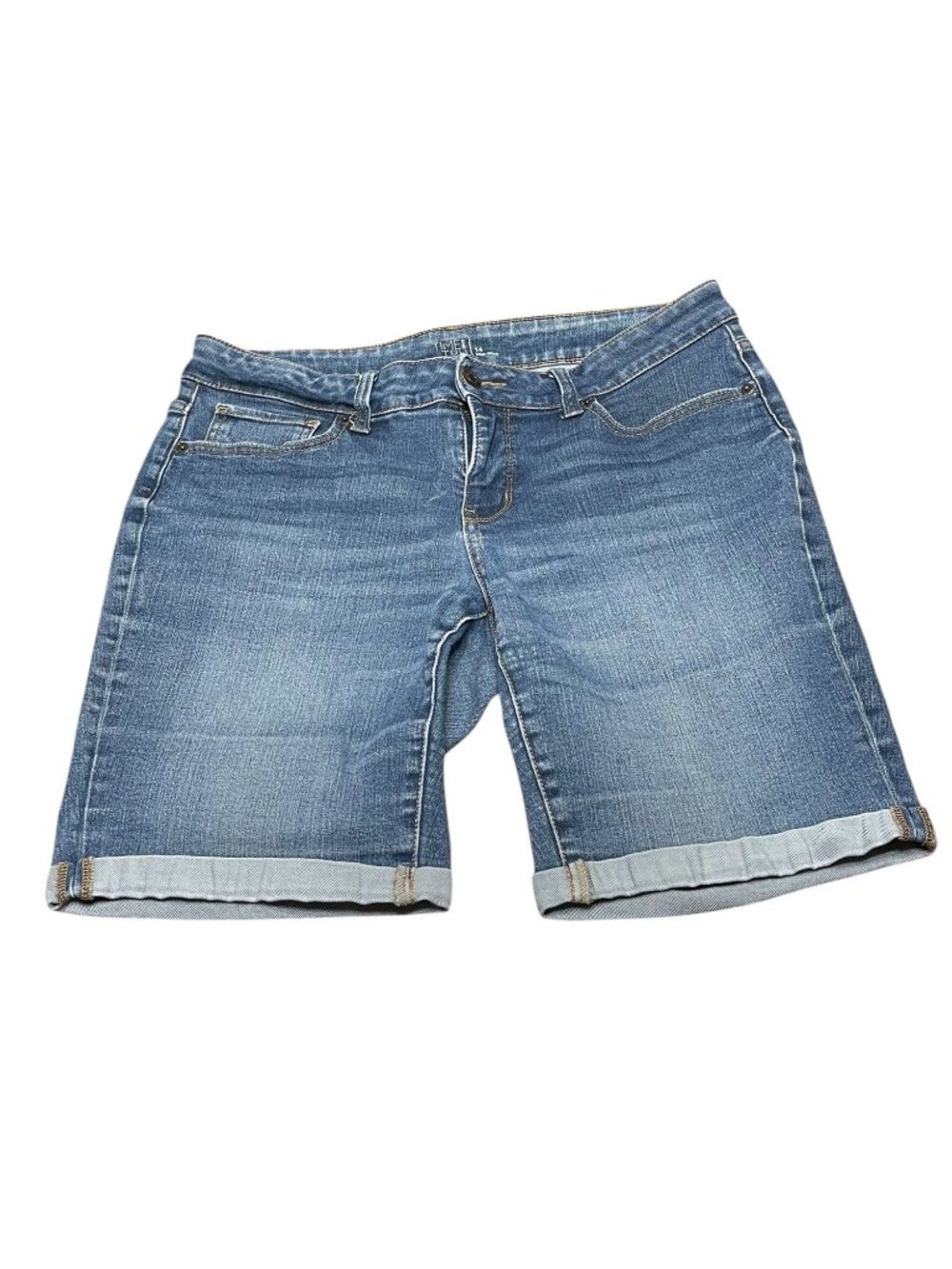 Time and Tru Womens Denim Bermuda Shorts Medium Light Wash Cuffed Size 14